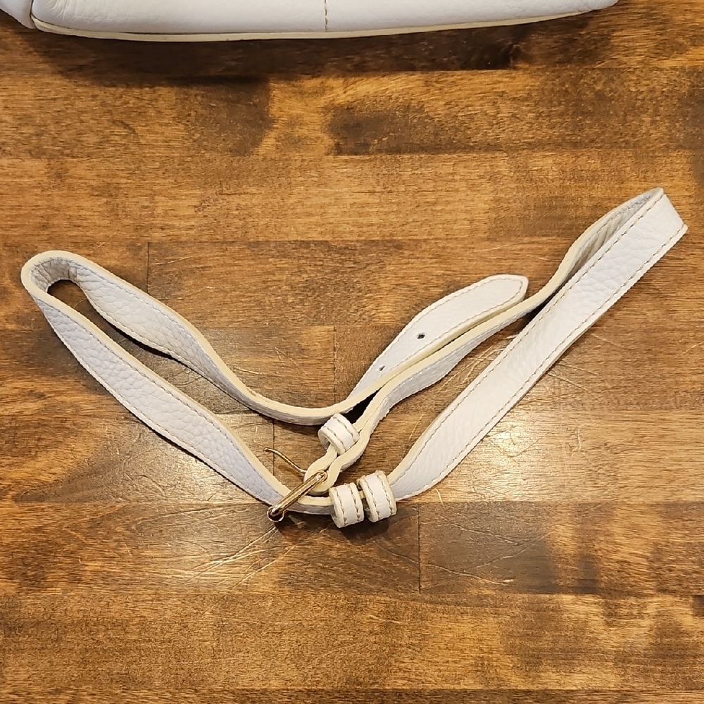 Dooney & Bourke Cream Leather Handbag - Picture 9 of 11